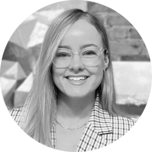 Ashley Weis Headshot